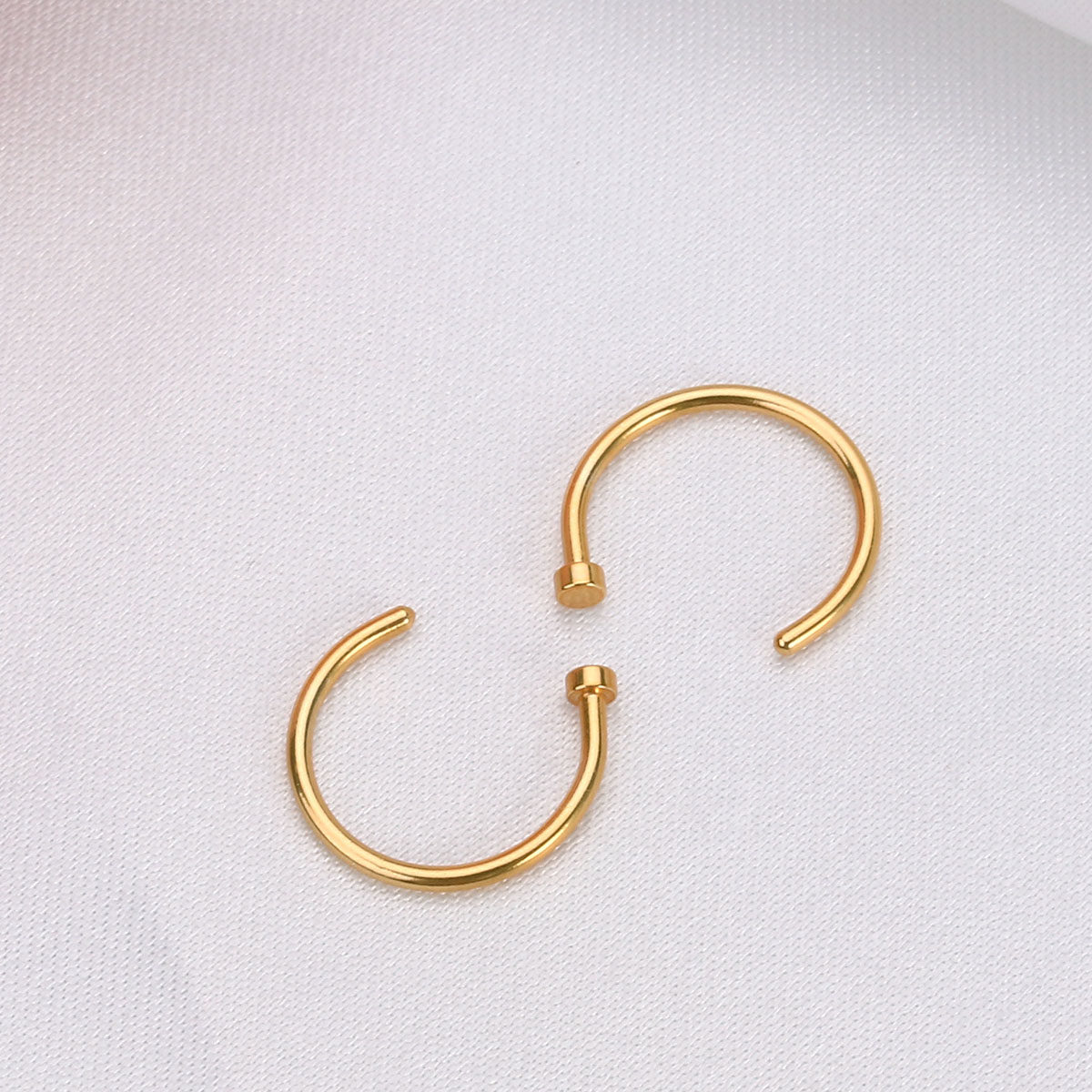 Body Jewelry For Sensitive Skin - 2Pcs Smooth Polished Surgical Titanium Steel