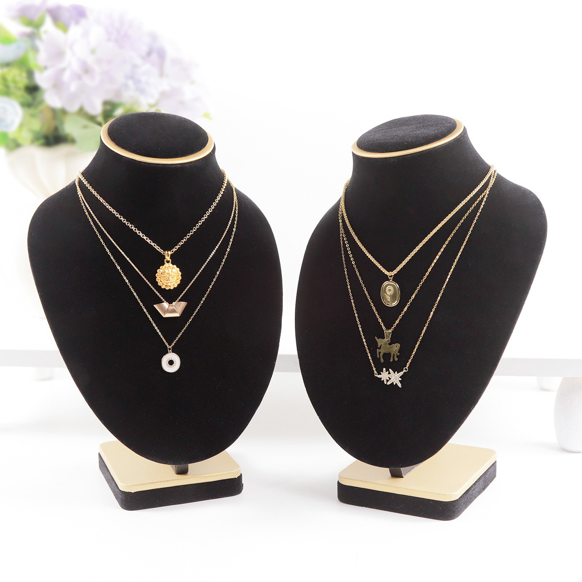 Body Black Velvet Jewelry Bust - огляд і ціна Body Jewelry Store